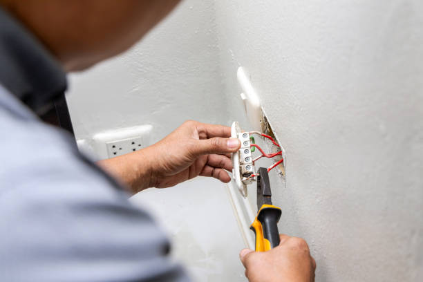Best Circuit Breaker Repair  in Vernal, UT
